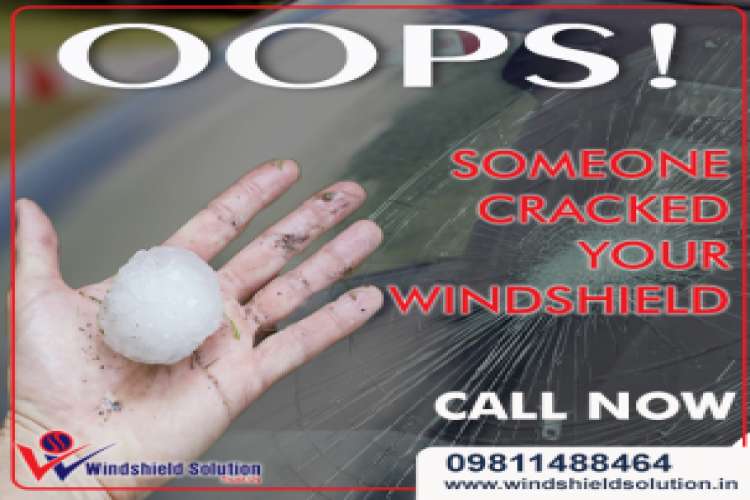 Broken Car Glass Repair And Replacement Service 1085853