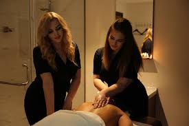 Expert Female To Male Body Massage In Kalyan 17346811558