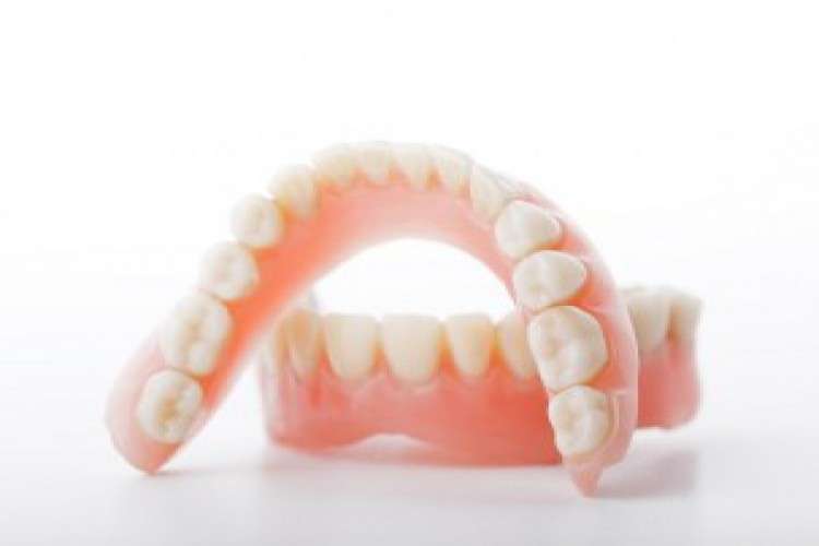 Get Your Teeth And Smile Back With Denture And Live Freely 116726