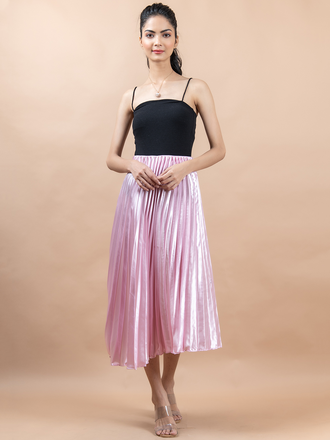 Grab Different Varieties Of Skirts For Girls At Tarefaan 16684050334