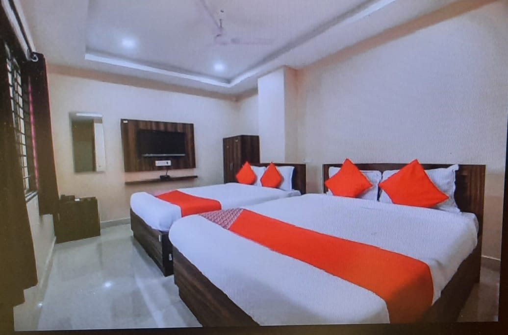 Hotel Room Hyderabad Single Standard Deluxe Luxury Suites 17364070303