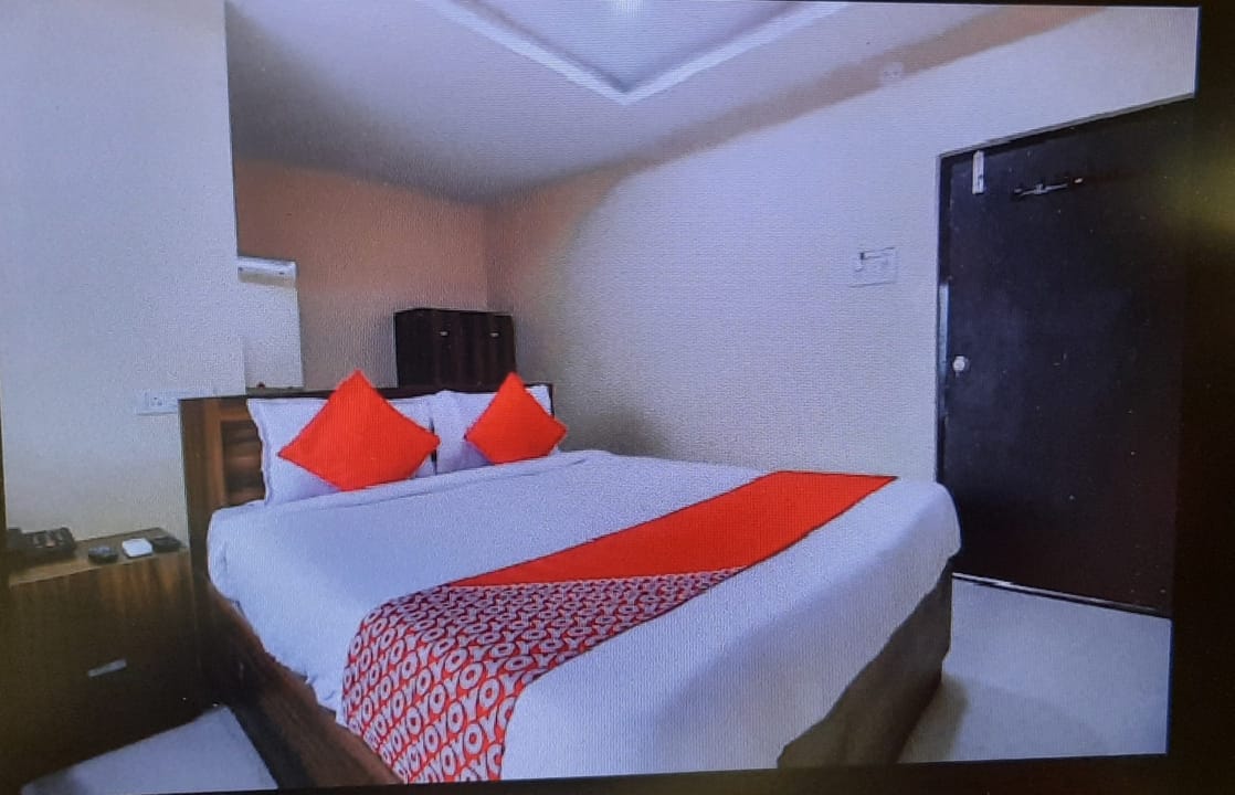 Hotel Room Hyderabad Single Standard Deluxe Luxury Suites 17364070309