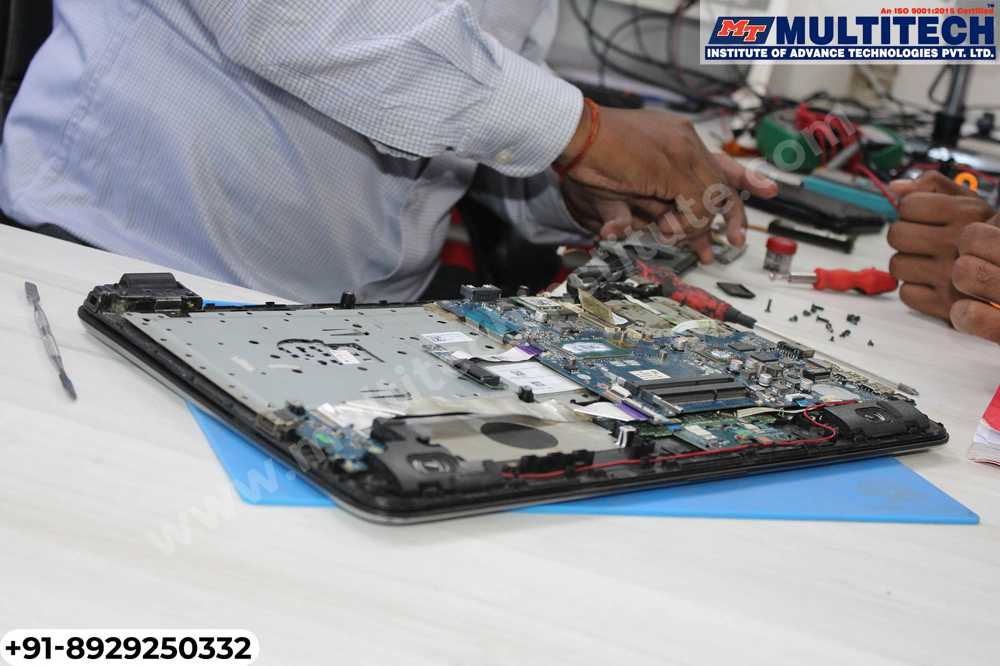 Mobile Repairing Course In Delhi 16762785651