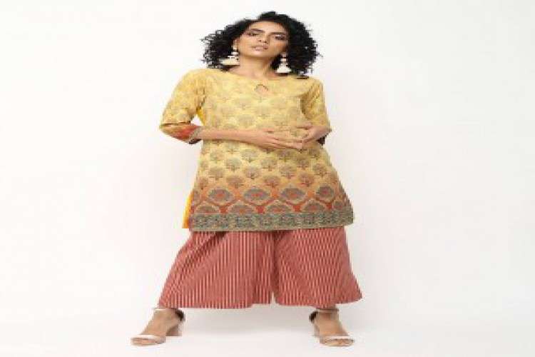 Shop Designer Kurtis For Jeans With Best Offer Price 4426633