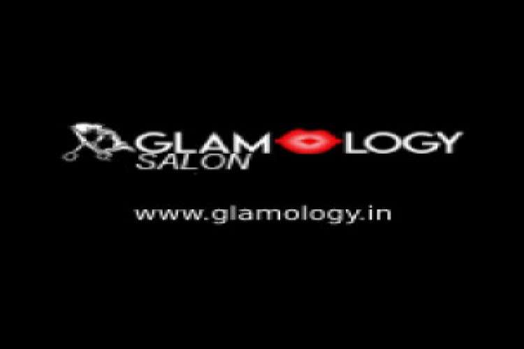 Unisex Beauty Salon In Noida Extension 9584049