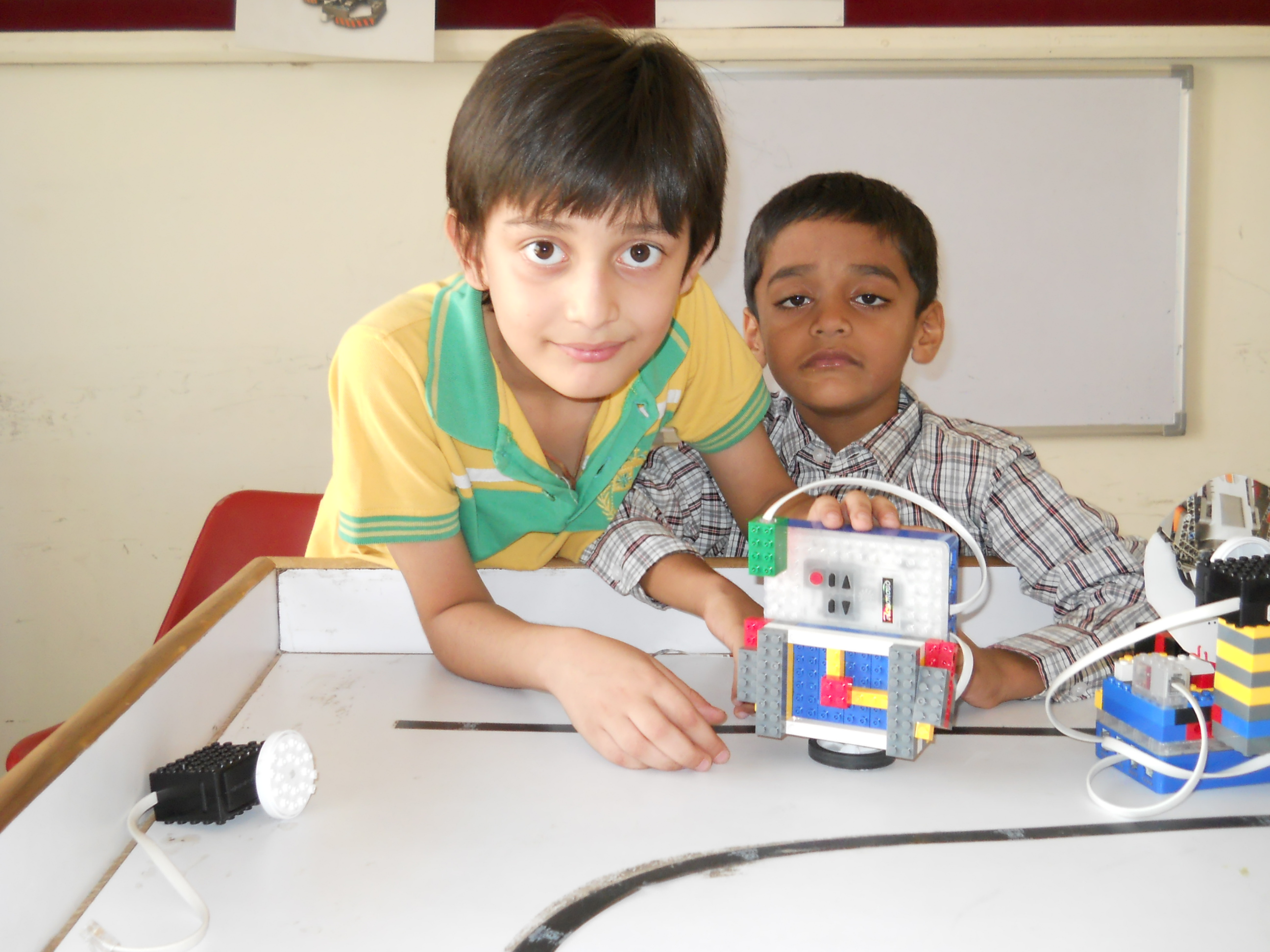 Vardhman International Robotics And Coding Classes 16723936877