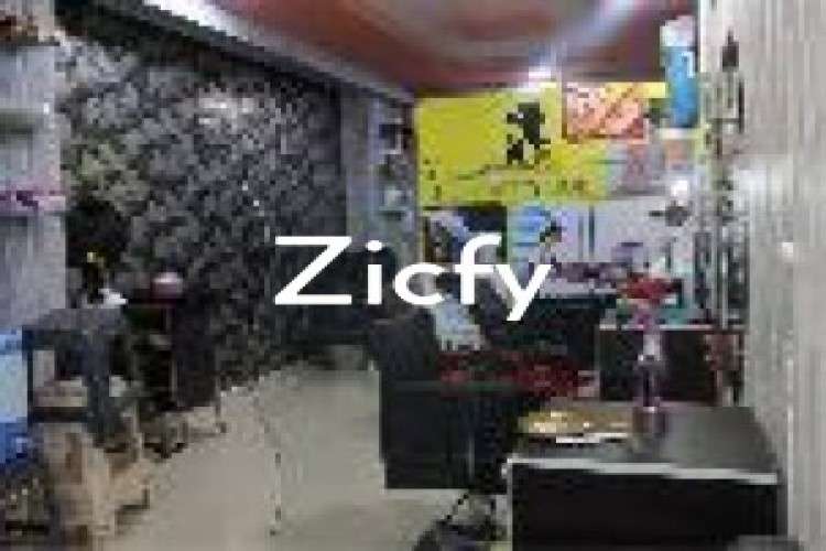 Yellow Beauty Parlour And Salon In City Light   Surat 1042409